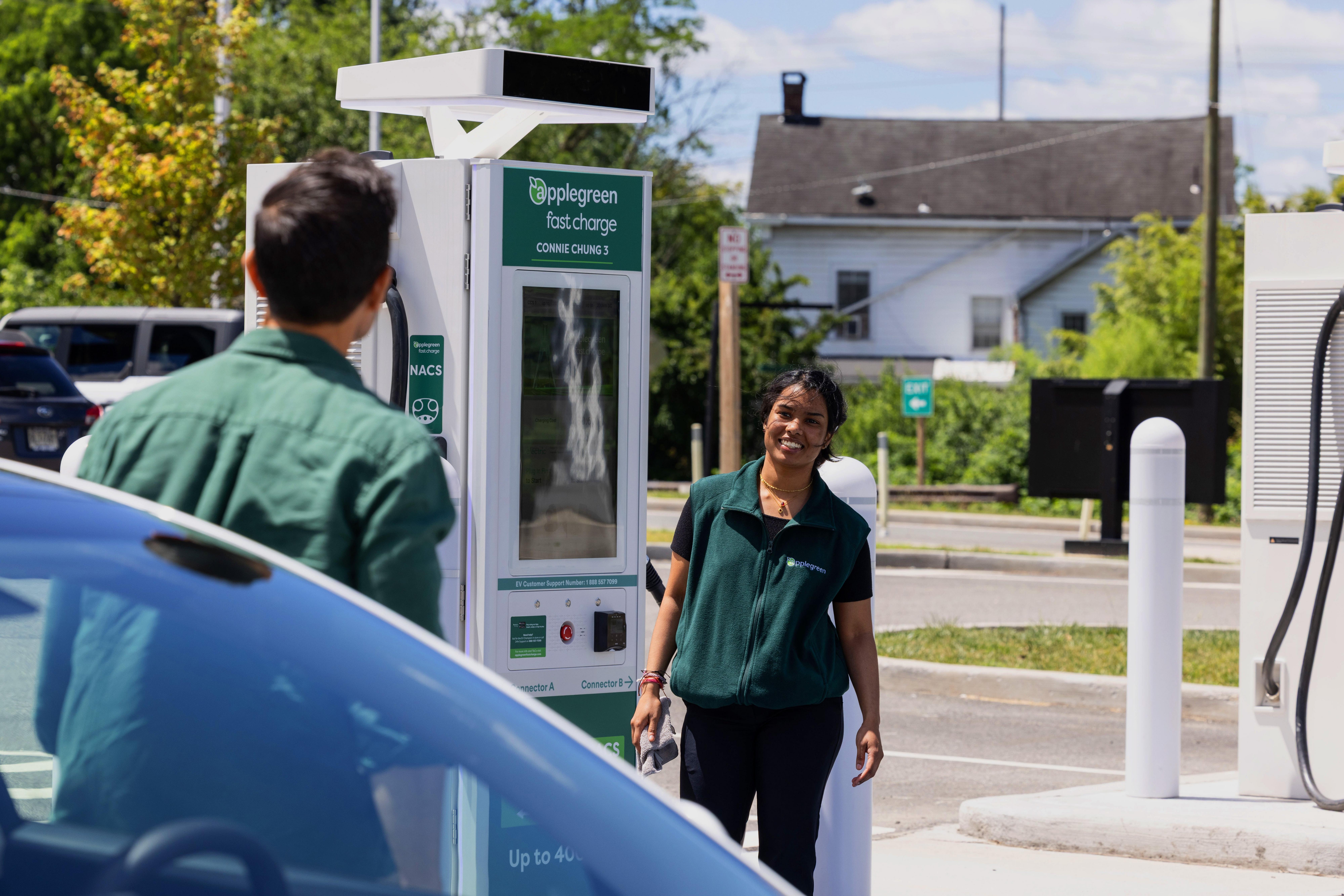 Car charging station